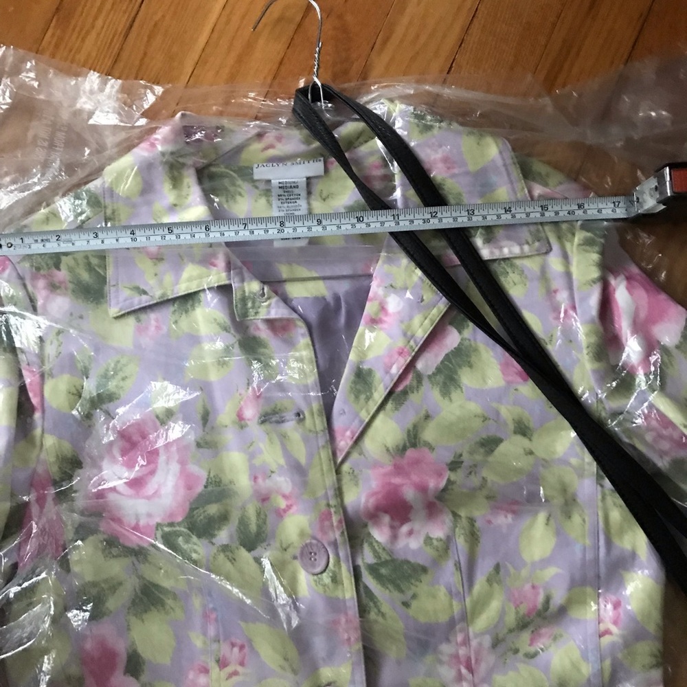 Beautiful Easter spring floral long jacket - Picture 8 of 8